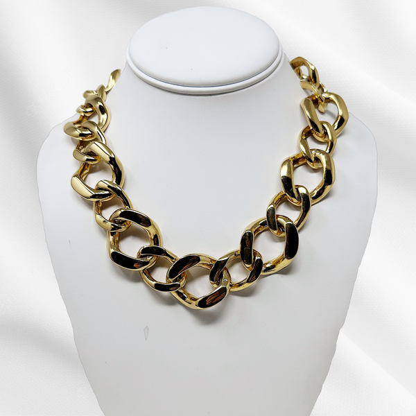 Gold Chainlink Necklace