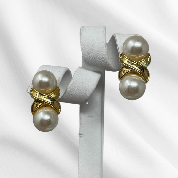 XO Gold & Pearl Earrings