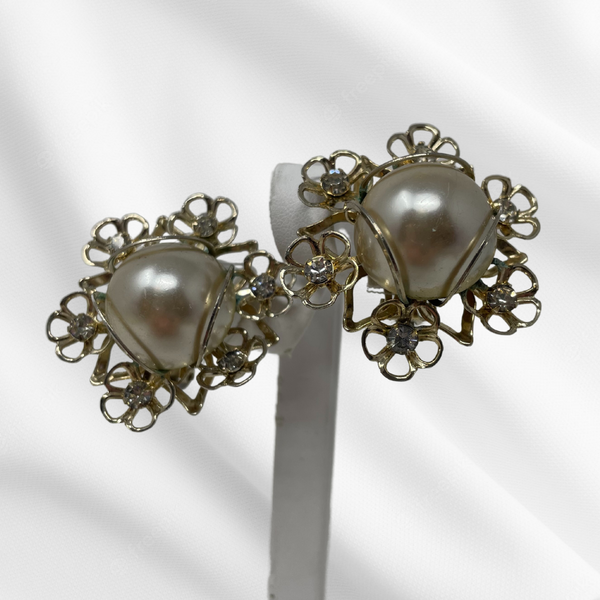 Pearl Flower Power Clip-On Earrings